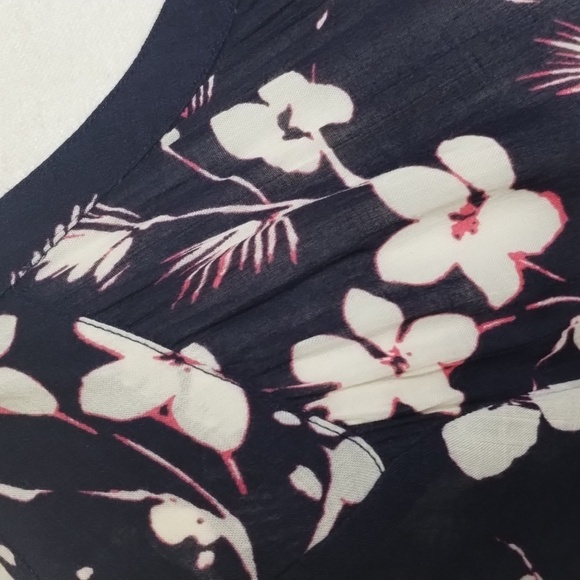 Lucky Brand peasant blouse navy floral ivory and pink 3/4 sleeve sheer v-neck sm - Picture 3 of 13